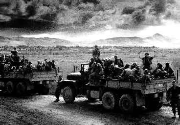 1Gung_Ho.JPG (34532 bytes)