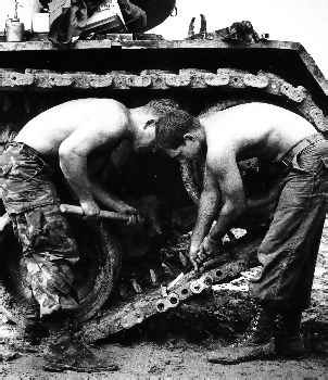 1Tankers.JPG (37008 bytes)